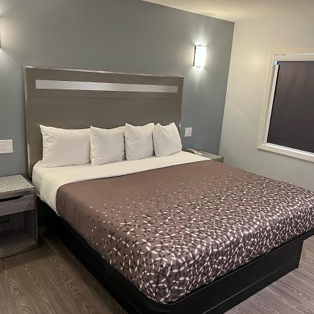 112 Motel Medford Dış mekan fotoğraf