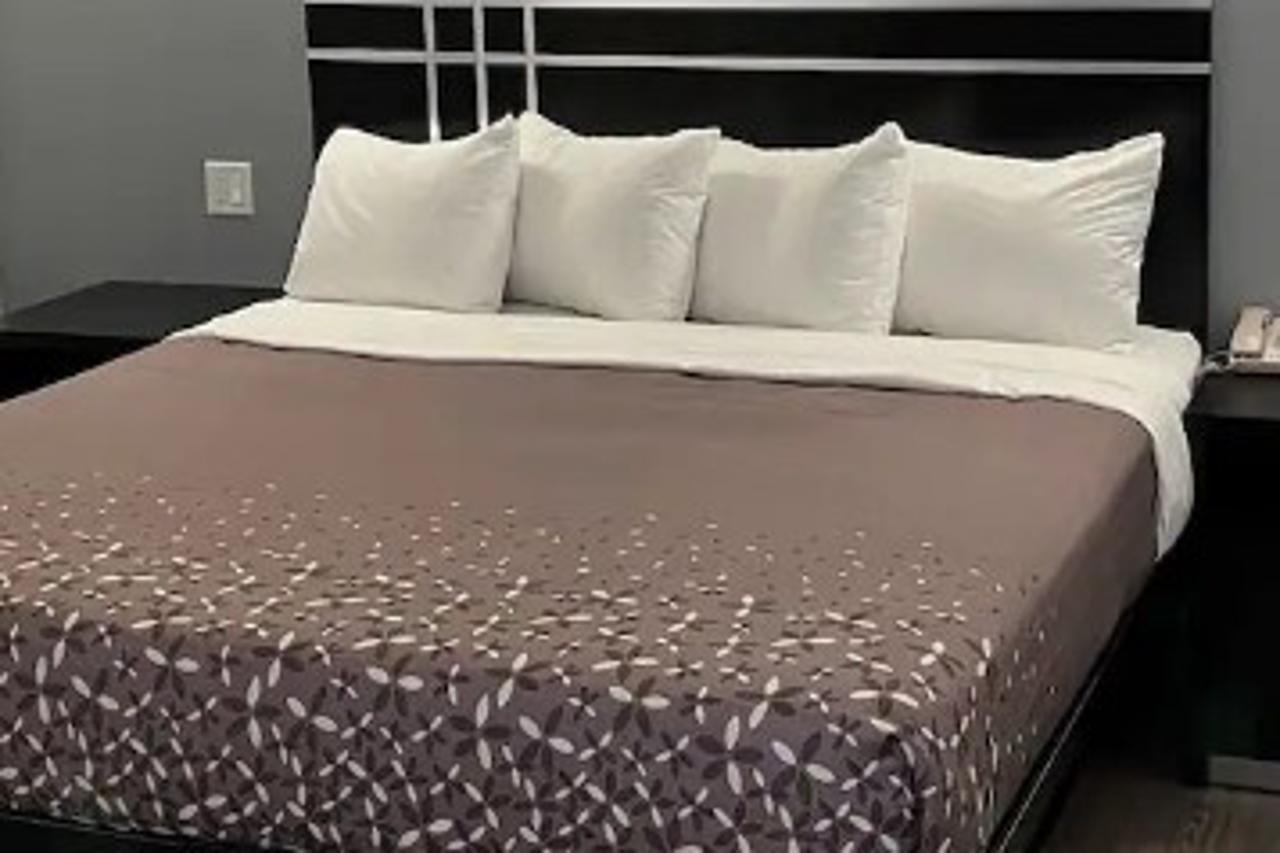 112 Motel Medford Dış mekan fotoğraf